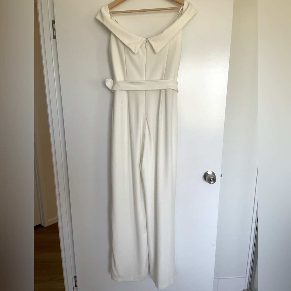 Full length, relaxed wide leg jumpsuit. - Picture 2 of 9